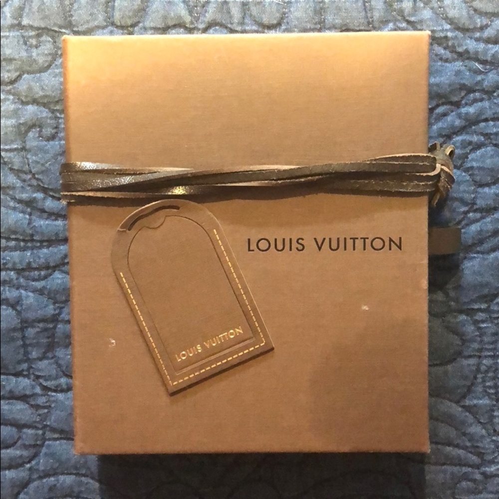 Louis Vuitton wallet dust bag